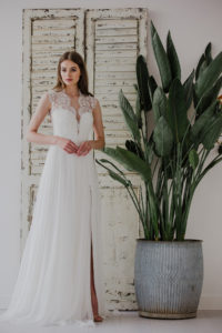 Divine Atelier — Hannah 2018