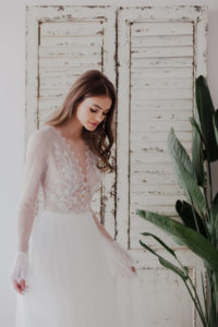 Divine Atelier — Iris 2018