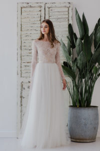 Divine Atelier — Nuria 2018