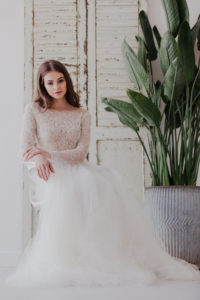 Divine Atelier — Nuria 2018