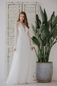 Divine Atelier — Olivia 2018